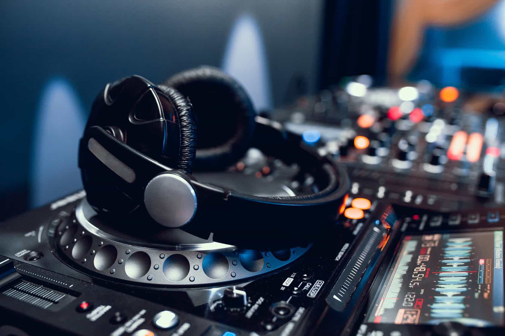 Electronic Music DJ Class | Seattle